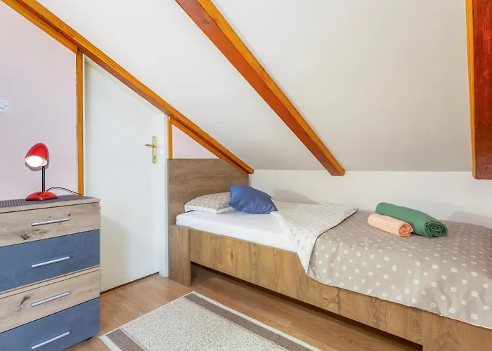 1 Bedroom Lovely In 公寓